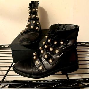 Closet sale all under 20$ check out for more stuff